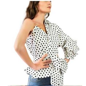 Elise X Elisia Tops - Off-the-shoulder Polka Dot top Elise X Elisia Tops - Off-the-shoulder Polka Dot top